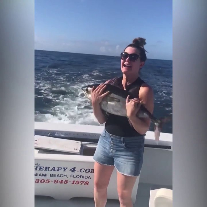 Fishing Fails! Funny fishing! Crazy moments