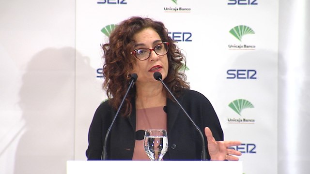 Montero, sobre déficit: Conseguiremos bajar del 2,7%