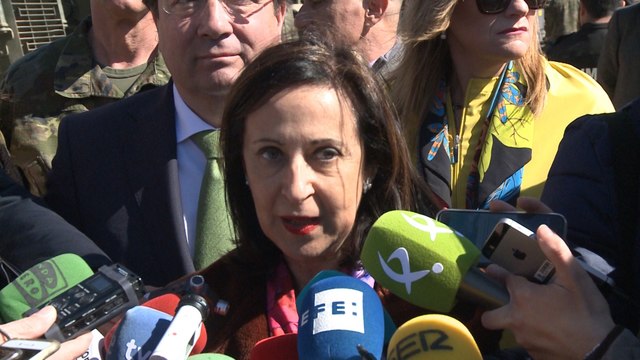 Robles agradece el esfuerzo de UME en retirada de camalote