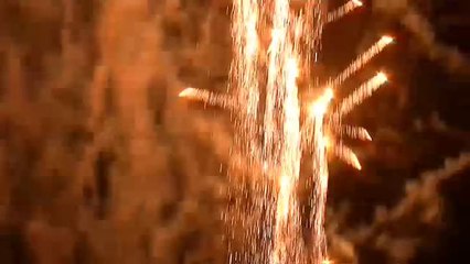 La Nit del Foc ilumina la noche valenciana