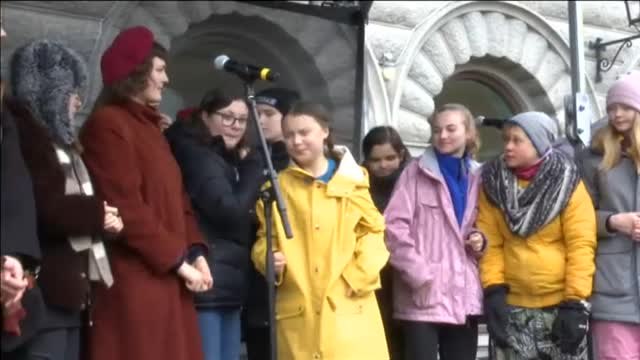 Miles de jóvenes de todo el mundo se unen para salvar el planeta