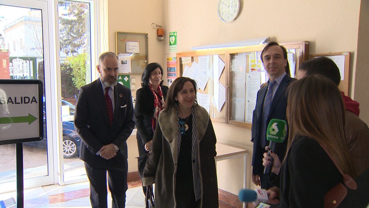 Robles participa en un debate sobre diversidad de género