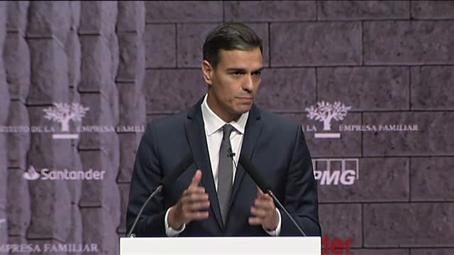Sánchez se muestra abierto a negociar con PP y Cs su apoyo a los PGE