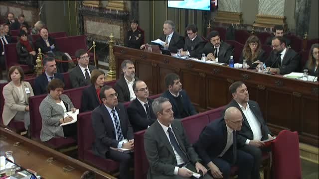 Evasivas y negaciones en las declaraciones de los encargados de publicidad internacional y del Diplocat en el juicio del procès