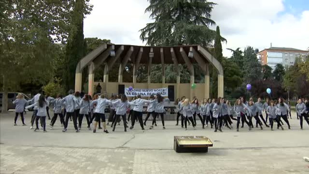 Los vecinos del norte de Madrid celebran bailando la aprobación del proyecto 'Madrid Nuevo Norte'