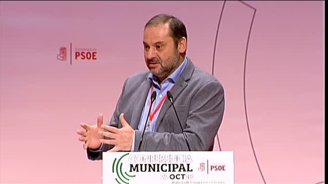 Ábalos acusa a Casado de frivolizar a la hora de hablar de golpe de Estado