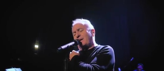 El cantante Victor Manuel presenta nuevo videoclip