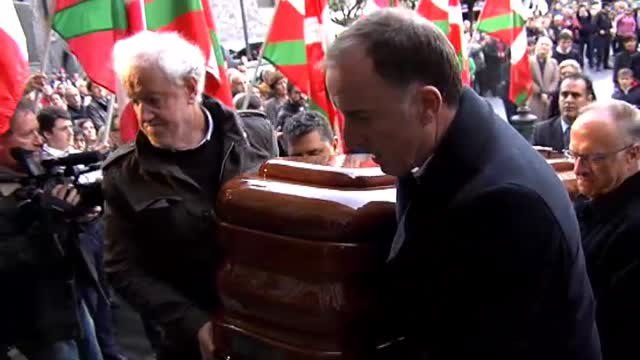 Despedida multitudinaria a Xabier Arzalluz