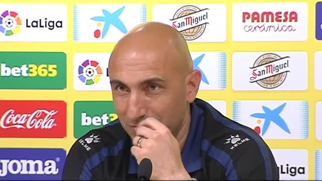 Abelardo cree que sería de la 'Guerra de las Galaxias' que el Alavés se metiera en Champions