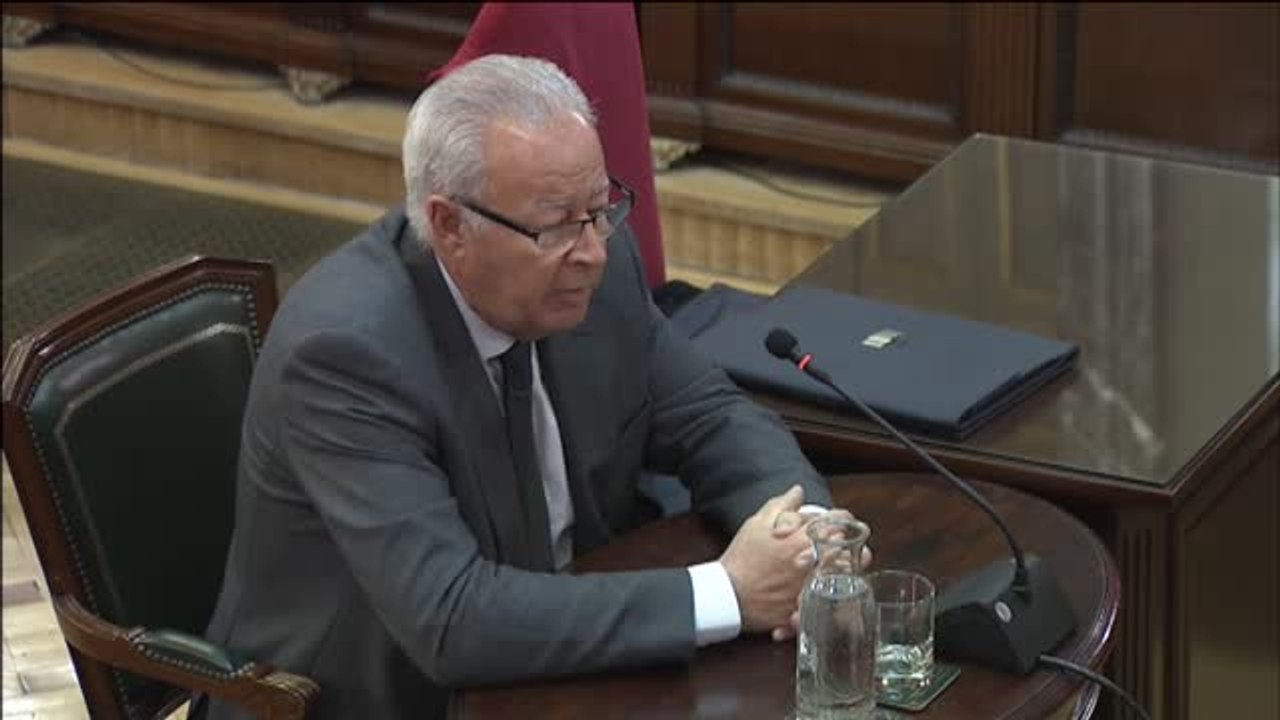 Trapote asegura que los concentrados en los colegios el 1-O estaban "perfectamente organizados" y actuaban con "alta virulencia"