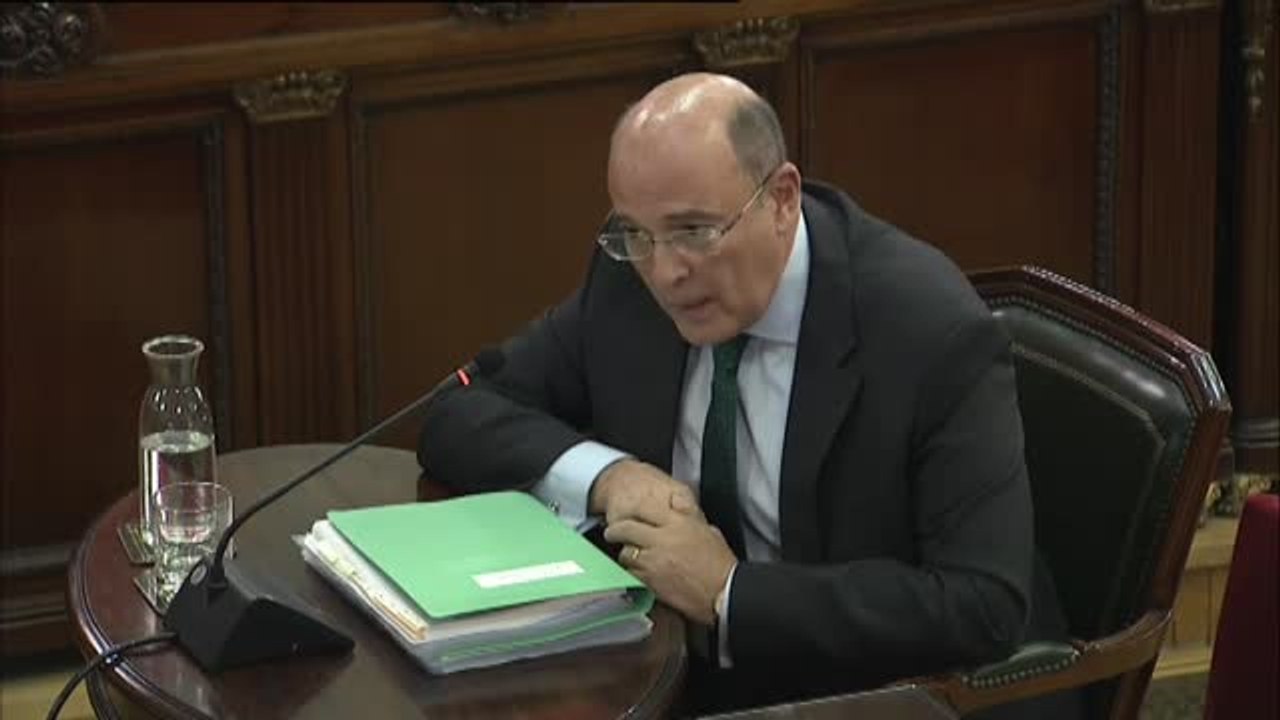 La defensa de Turull, Rull y Sánchez insinúa que Pérez Cobos podría haber mentido en su testimonio