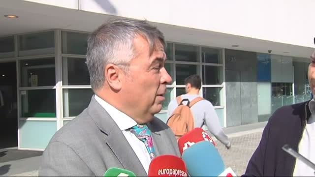 El abogado de la Manada califica de puro marketing publicitario y populista la difusión de la expulsión del Ejército de su cliente