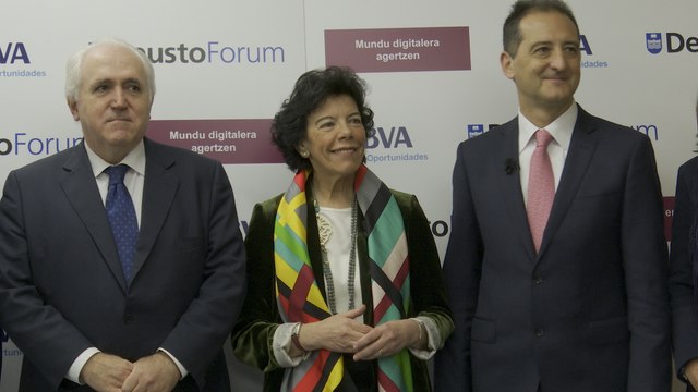 La ministra de Educación, Isabel Celaá