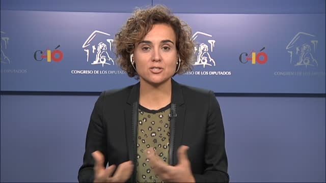 Montserrat pide al PSOE que no se hagan las víctimas porque quien agravia a esta país es el independentismo