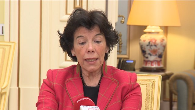 Celaá ve un poco difícil poder exhumar a Franco antes de las elecciones generales