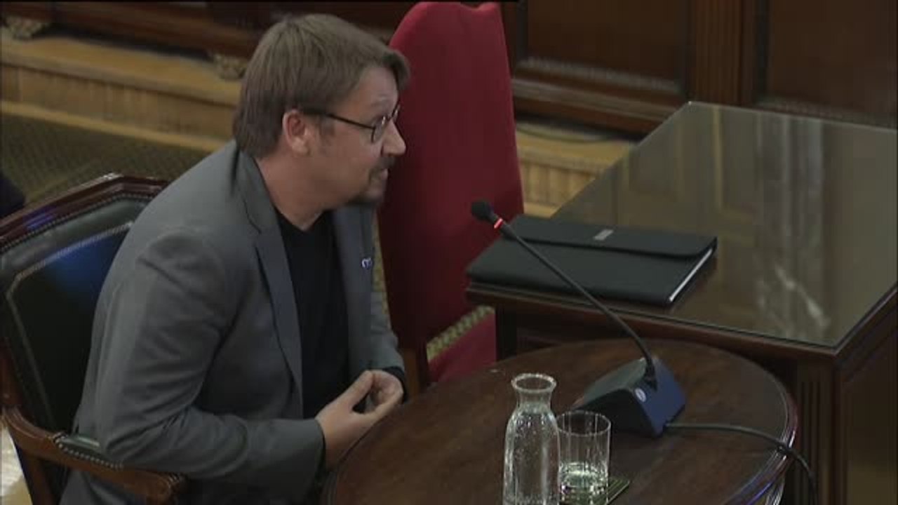 Domènech sobre el 20-S: "Si mi mujer llevó a mi hijo allí fue porque no tenía carácter violento"