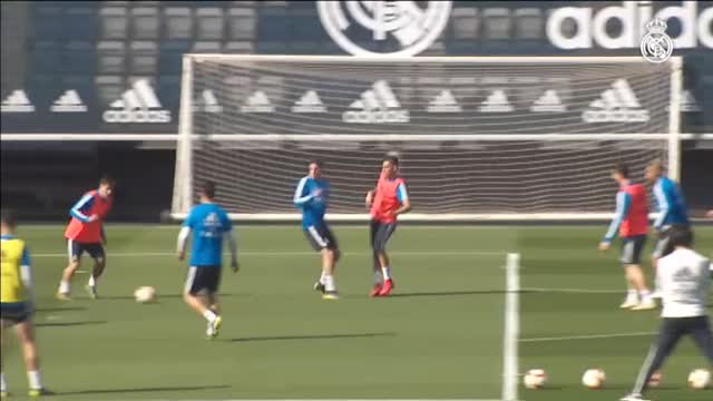 El Real Madrid vuelve a los entrenamientos tras la eliminación copera