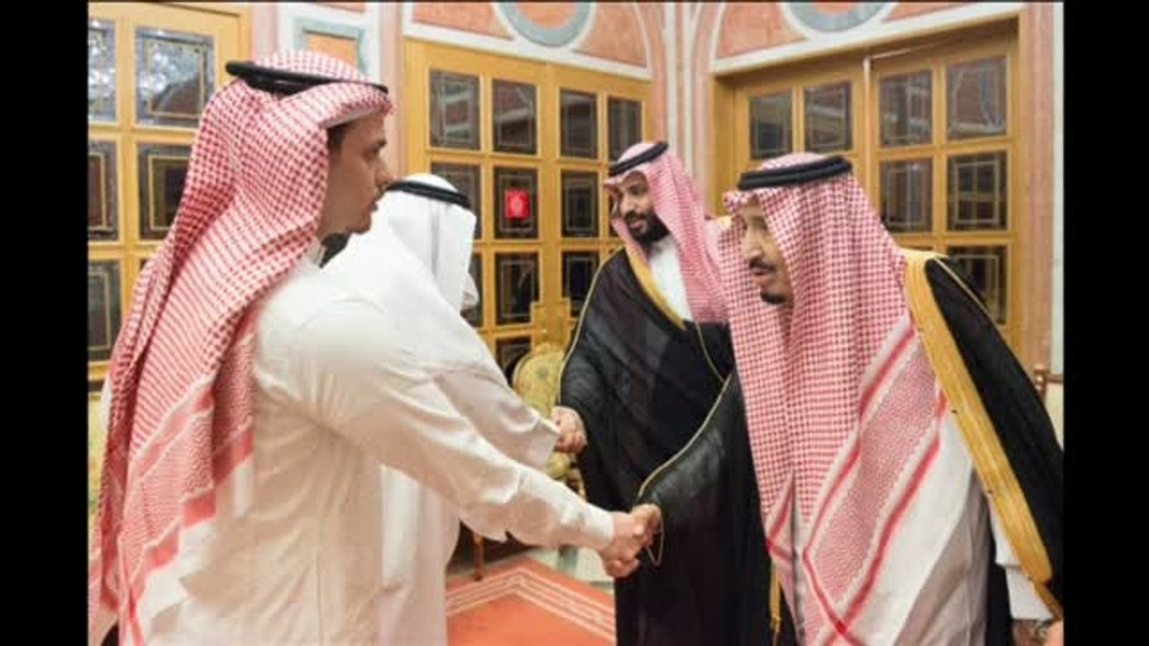 El rey y el príncipe heredero de Arabia Saudí dan el pésame al hijo de Khashoggi