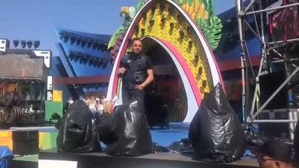 El cantante Manny Manuel, expulsado de su concierto en Las Palmas