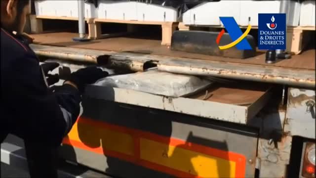 Camiones con doble fondos para transportar droga