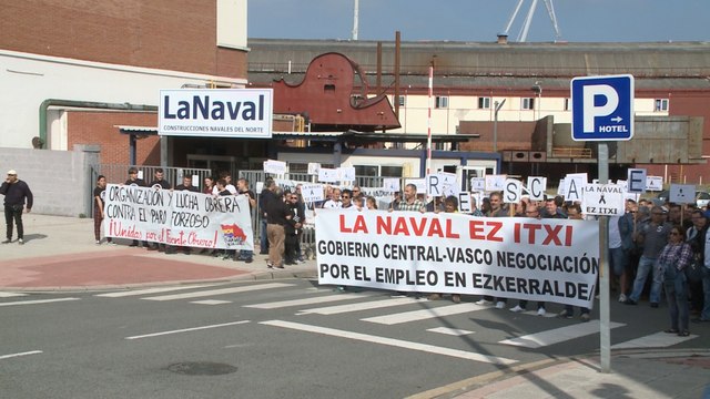Trabajadores de La Naval se concentran en Sestao