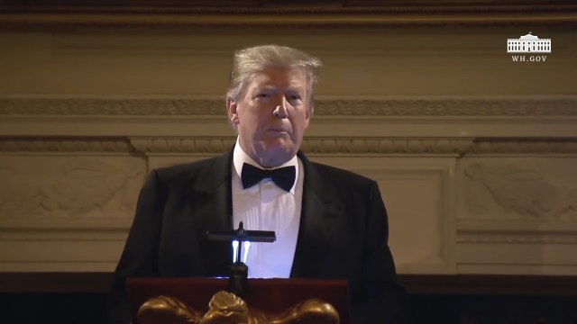 Trump anuncia que aplazará el aumento de los aranceles a China