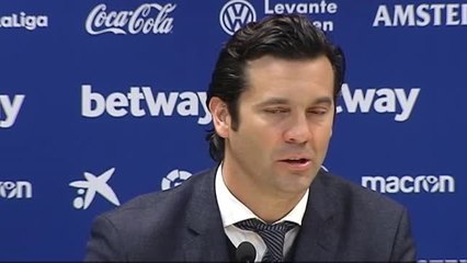 Solari, sobre Bale: "Que celebre los goles como quiera, pero que los haga"