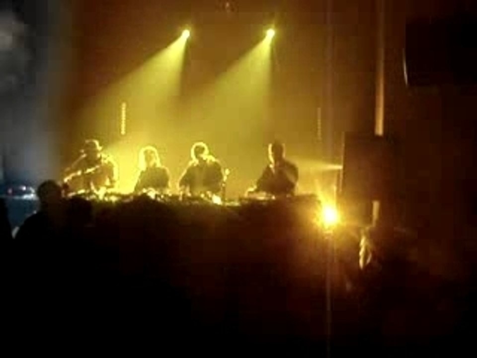 Birdy nam nam live@Paris