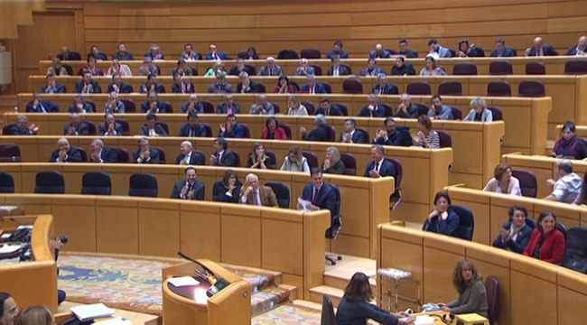 Abucheos a Sánchez durante la sesión de control al Gobierno