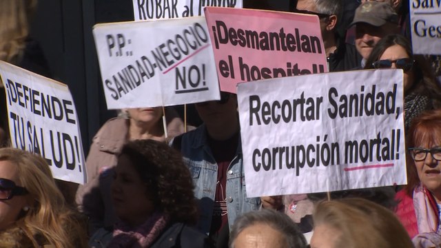 Marea Blanca vuelve a recorrer las calles de Madrid en defensa de la sanidad pública