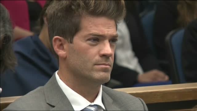 Un cirujano y su novia, acusados de drogar y violar a siete mujeres en California