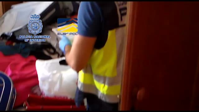 La policía libera a cinco víctimas de trata y detiene a 15 personas que las explotaban sexualmente