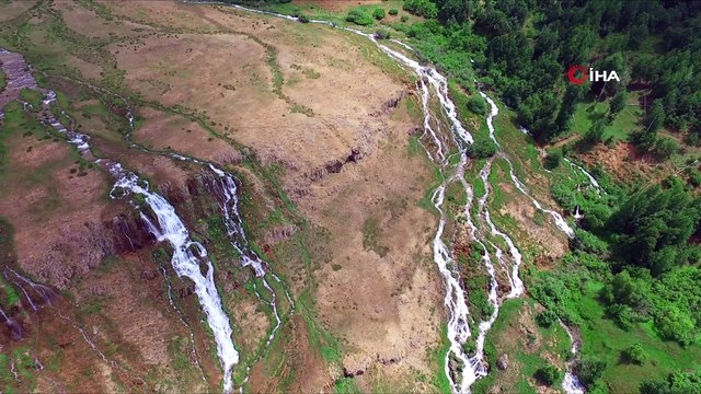 Güzelliğiyle kendisine hayran bırakan Konarlı Şelalesi havadan görüntülendi
