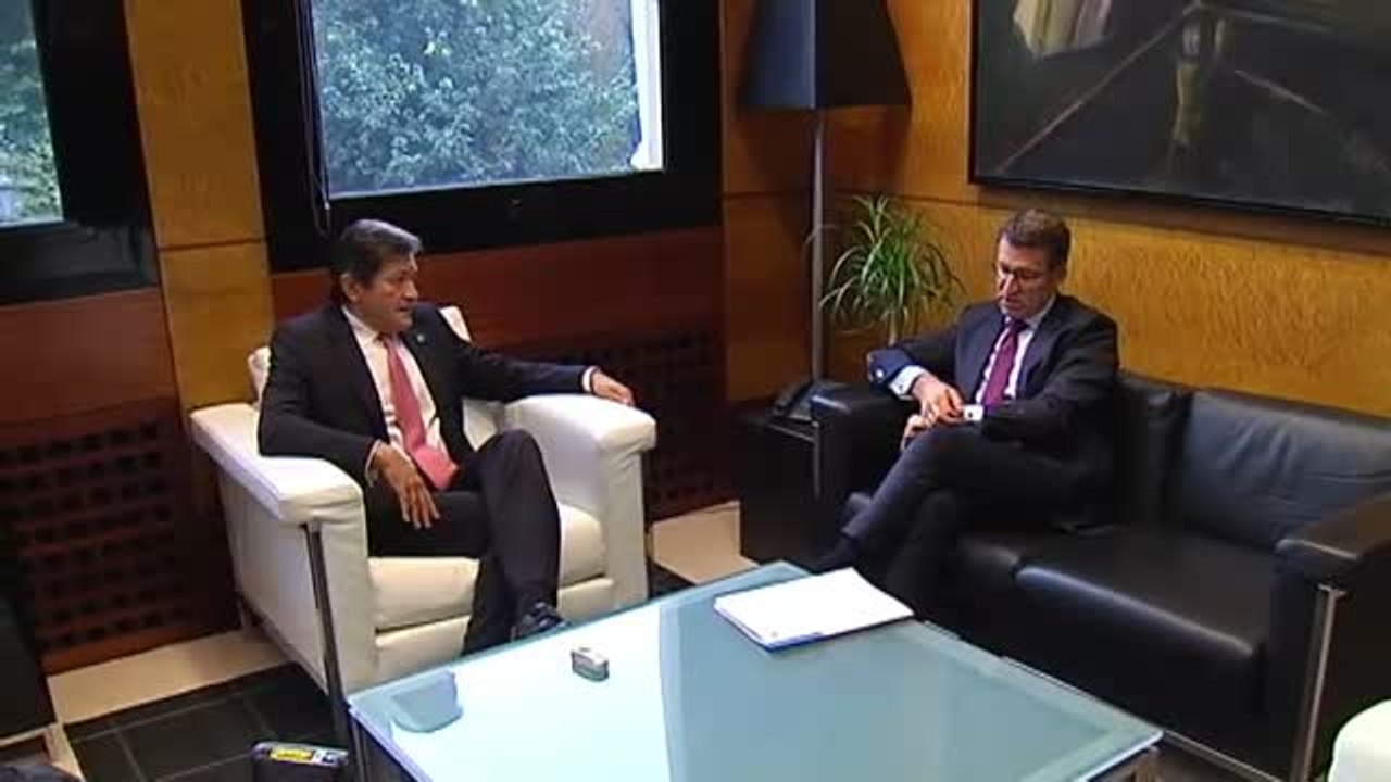 Javier Fernández y Núñez Feijoo apuestan por trabajar juntos por los trabajadores de Alcoa