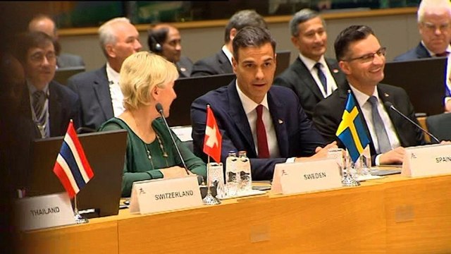 Sánchez se reúne con Gates para afrontar la pobreza extrema