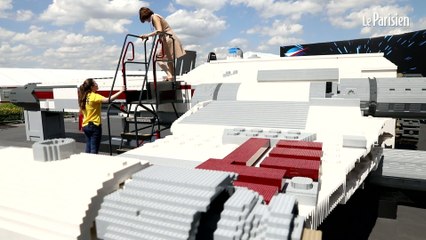 Un X-Wing grandeur nature en Lego exposé au salon du Bourget