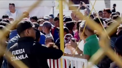 Tensión en un albergue de la caravana de migrantes en México