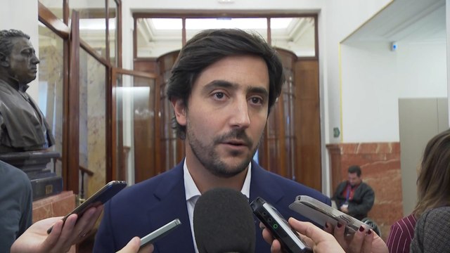 Cs culpa a PSOE y PP de colonizar las cajas de ahorro