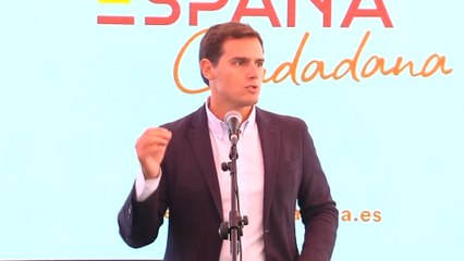 Rivera: "Es una humillación que se negocien los PGE en un vis a vis"
