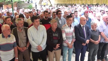 AFYONKARAHİSAR'DA MURSİ İÇİN GIYABİ CENAZE NAMAZI