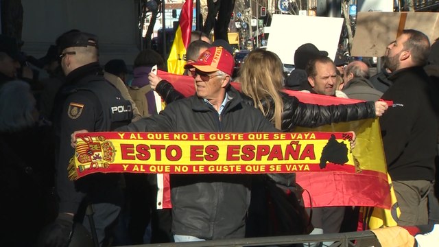 Concentración contra políticos independentistas en el TS