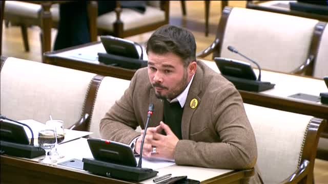 Rifirrafe entre Pepe Blanco y Gabriel Rufián en la comisión del accidente del Alvia en el Congreso