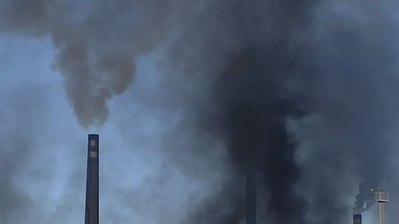 Incendio en la planta de Arcelor en Avilés