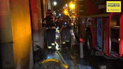 Un hombre herido grave por un incendio en su vivienda