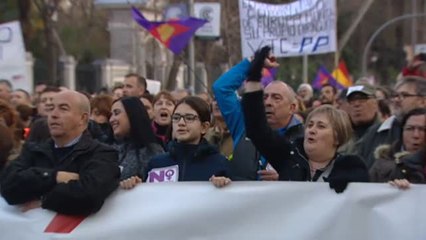 Download Video: Los taxistas se manifiestan en Madrid para exigir la regulación de las VTC