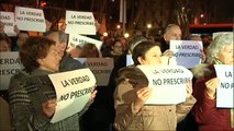 Concentración en solidaridad con las víctimas de presuntos abusos sexuales en los Salesianos de Deusto (Bilbao)