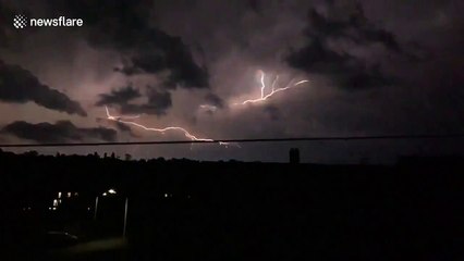 Stunning lightning storm caught streaking across Kent's skyline