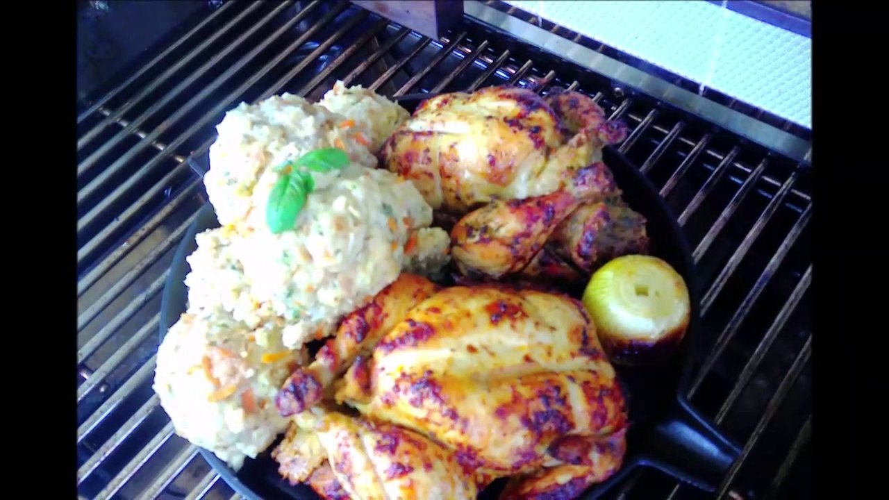 GRILLHUHN 2er VOM SPIESS MIT SEMMELFÜLLE UND NOCKEN*