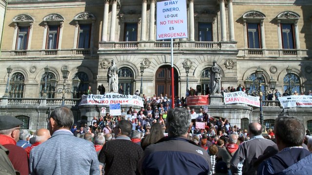 Pensionistas creen insuficiente el acuerdo PSOE-Podemos