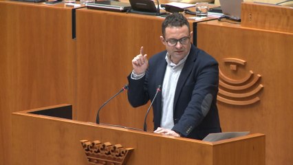 PP y PSOE se enfrentan por los PGE